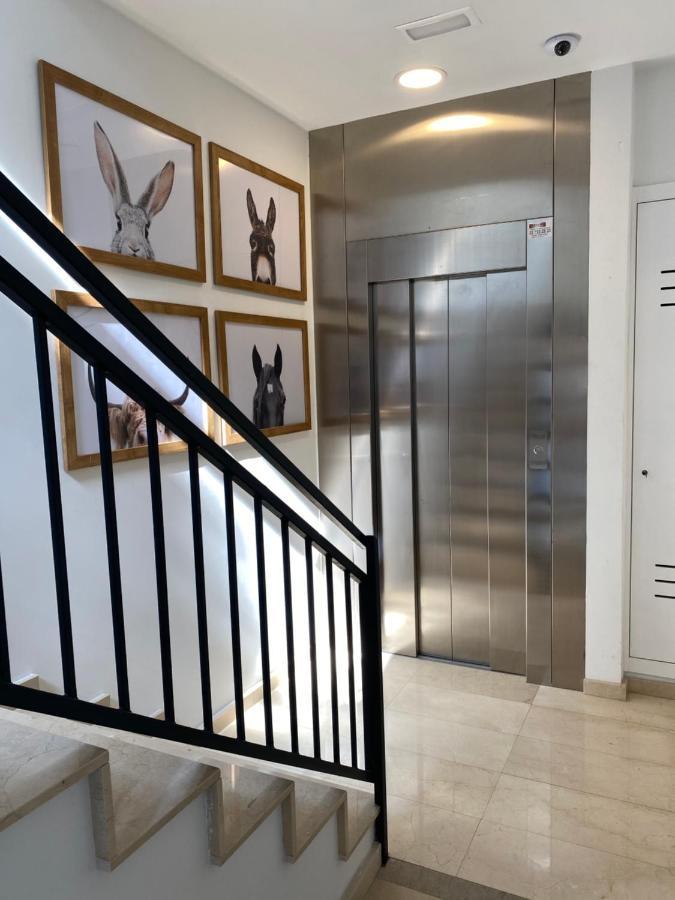 Barcelona Touch Apartments - Progres L'Hospitalet de Llobregat Eksteriør billede