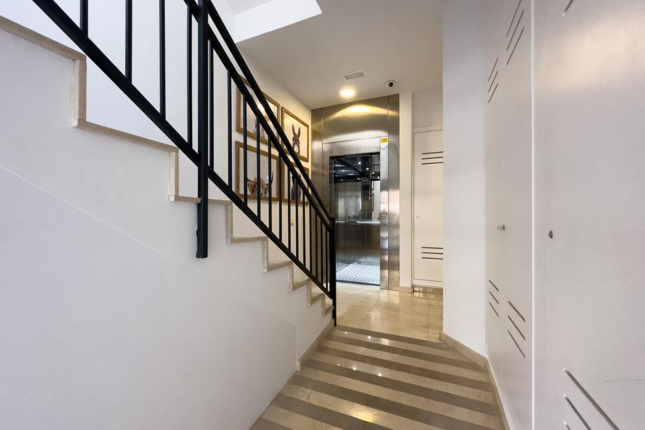 Barcelona Touch Apartments - Progres L'Hospitalet de Llobregat Eksteriør billede